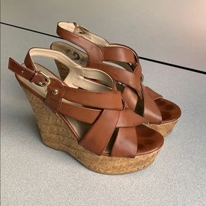 Guess leather wedges